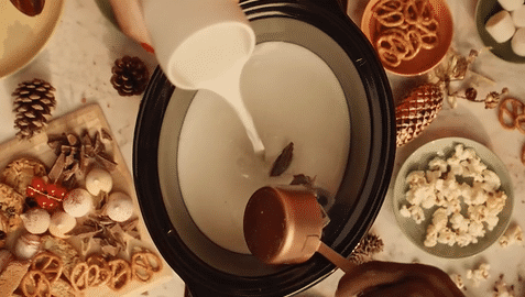 baileys slow cooker hot choc 2023 lola low