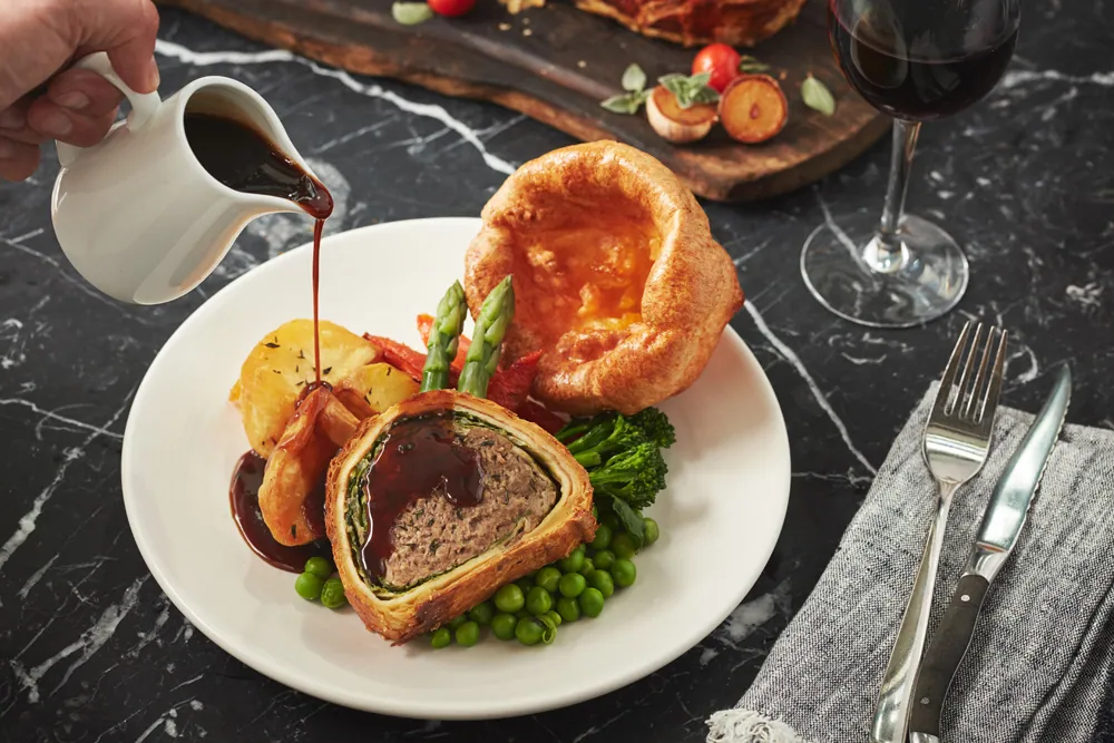 phil mundy food stylist 04 19 18 grg roasts bskhsk vegwellingtonportion 01